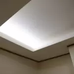 天井を照らす間接照明